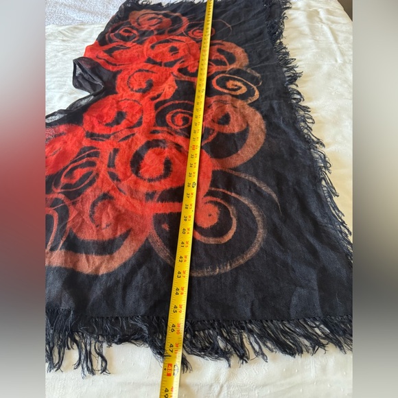 Elegant Black and Red Swirl Women's Sweater - Picture 10 of 14